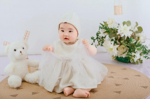 台湾宝宝几个月抬头